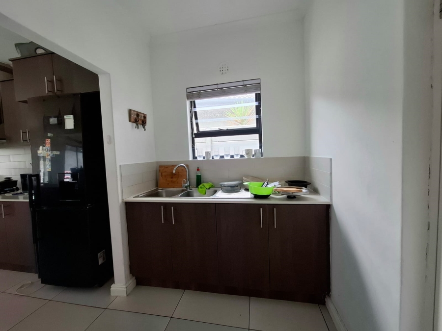 4 Bedroom Property for Sale in Parklands North Western Cape